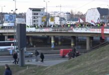Završena blokada Autokomande – Studenti očistili prostor koji su blokirali