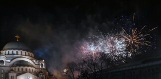 Večeras se dočekuje Srpska nova godina