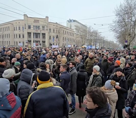 Nova srpska politička misao – Za proteste 51,8 odsto građana Srbije