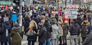 Blokade, petnaestominutne tišine i protestne šetnje