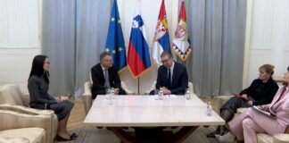 Vučić primio u oproštajnu posetu ambasadore Slovenije i Indonezije