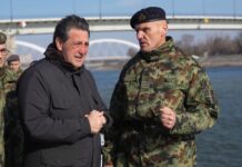 Ministar odbrane obišao pripadnike Rečne flotile