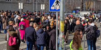 Zaključana Peta gimnazija – Direktorka zabranila ulaz đacima i profesorima koje nije pozvala