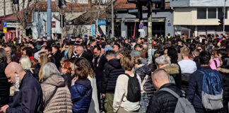 Učenici i studenti u tišini