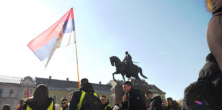 Učenici Zrenjaninske gimnazije kreću do Starog Bečeja