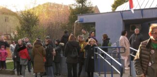 Ispred Mesne zajednice „Dositej Obradović“ održan prvi zbor roditelja