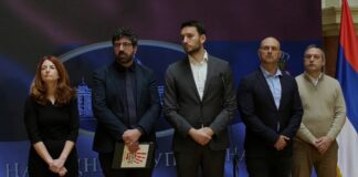 Lazović (ZLF) tvrdi da EU treba više da se angažuje oko rešavanja krize u Srbiji