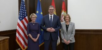 Vučić odlikovao Klaudiju Teni