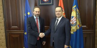 Ministar Dačić primio u oproštajnu posetu ambasadora EU u Srbiji Žiofrea