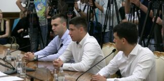 Studenti koji žele da uče odložili štrajk glađu do Vidovdana