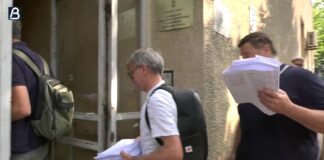 Aktivisti mreže Beograd ostaje predali 10.000 potpisa protiv širenja projekta Beograd na vodi