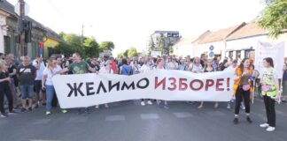 „Izađi, izbori se“ – Studentski protest u Zrenjaninu