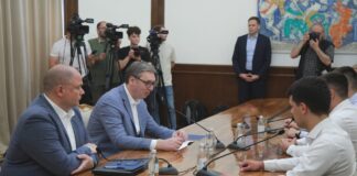 Vučić studentima koji se protive blokadama poručio: Ući ćete na fakultete