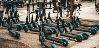 Agencija za bezbednost saobraćaja – Električni trotinet nije igračka