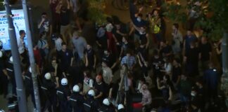 Više intervencija policije na blokadama u Beogradu, incidenti kod Pravnog fakulteta