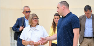 Gojković posetila Galeriju likovne umetnosti poklon zbirka Rajka Mamuzića