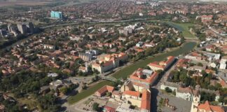 Zrenjaninska opozicija – Da li je policija juče snimala i fotografisala naprednjački skup?