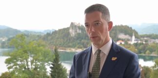 Đurić – Srbija će ostati posvećena spoljnom i unutrašnjem dijalogu