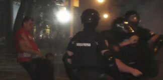 Štandard – Vučić krenuo u nasilni obračun sa demonstrantima i svima koji odbijaju da služe režimu