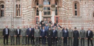 Ministar Gašić posetio manastir Hilandar