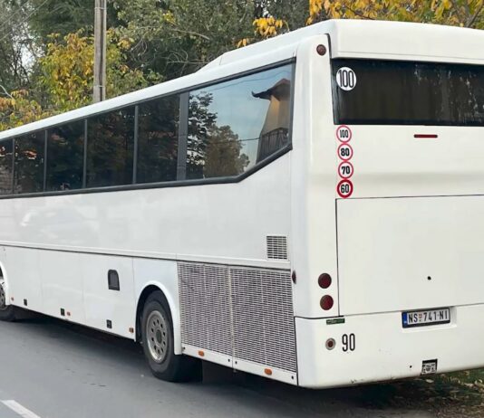 Vučić samo na dovlačenje Ćacija u Zrenjanin potrošio najmanje 12 miliona dinara