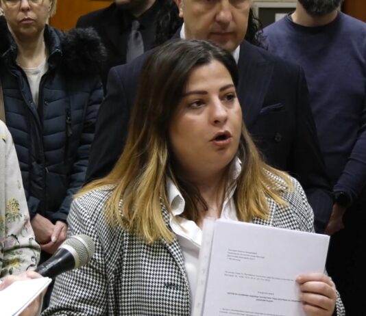 Opozicija zahteva hitnu sednicu Skupštine Beograda: Protiv gašenja Apoteke Beograd