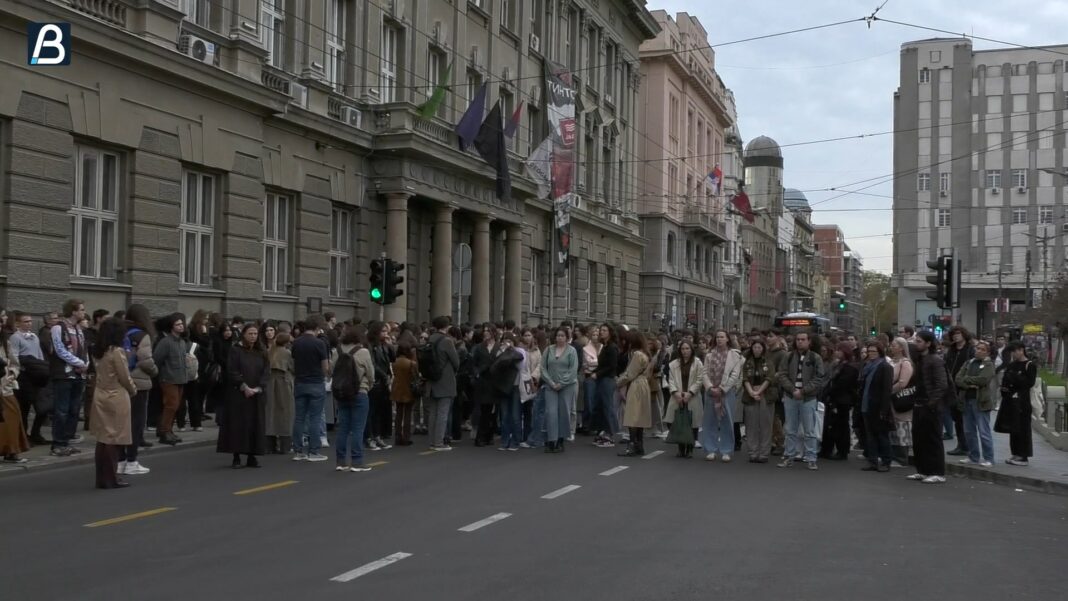 16 MINUTA TISINE BG NS NIS