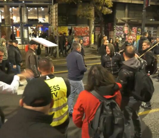 NUNS – Hitno obezbediti zaštitu novinara na javnim skupovima, naći i kazniti napadače