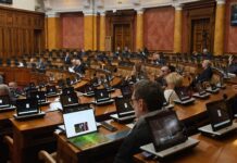 Opozicija u Skupštini Srbije traži povlačenje leks specijalisa o Generalštabu