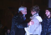 Ispred Narodnog pozorišta u Beogradu dodeljena priznanja Vitez poziva