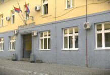 Vučić najavio moguće skraćenje časova, nastavnici i pedagozi upozoravaju na posledice