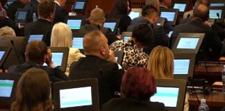 Skupština Vojvodine o izvršenju budžeta za 2025, opozicija tvrdi da je novca bilo samo za lojaliste