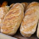 Vlada Srbije produžila Uredbu o obaveznoj proizvodnji i prometu hleba od brašna T-500