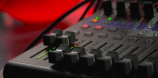 Pogoršano stanje lokalnih medija u Srbiji u 2025. godini – ocenjeno sa 2,23