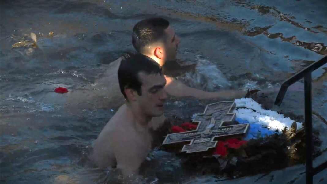 Plivanje za casni krst