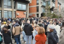 Protest ispred Filozofskog fakulteta u Novom Sadu, studenti bojkotuju nastavu