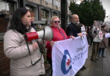 Zaposleni u Apoteci Beograd zahtevaju da im se isplate zaostale plate i da se odustane od koncesije