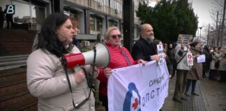 Zaposleni u Apoteci Beograd zahtevaju da im se isplate zaostale plate i da se odustane od koncesije