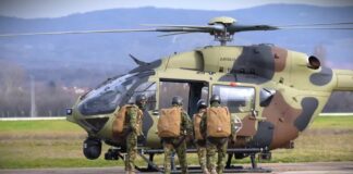 Obuka u 63. padobranskoj brigadi za skokove novim padobranom