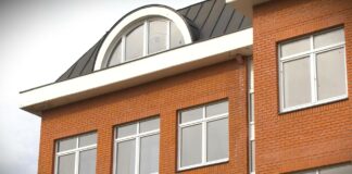 Unija srednjoškolaca Srbije: Tri škole u kritičnom stanju na Kriznom školskom semaforu