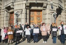 Protest radnika Apoteke Beograd: Devet i po neisplaćenih plata