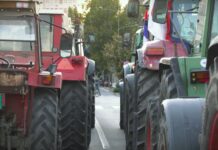 Šesti dan protesta poljoprivrednika i mlekara, traži se obustava uvoza poljoprivrednih proizvoda