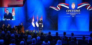 Uručena odlikovanja povodom Dana državnosti Srbije, Vučić upozorio da je mir u opasnosti