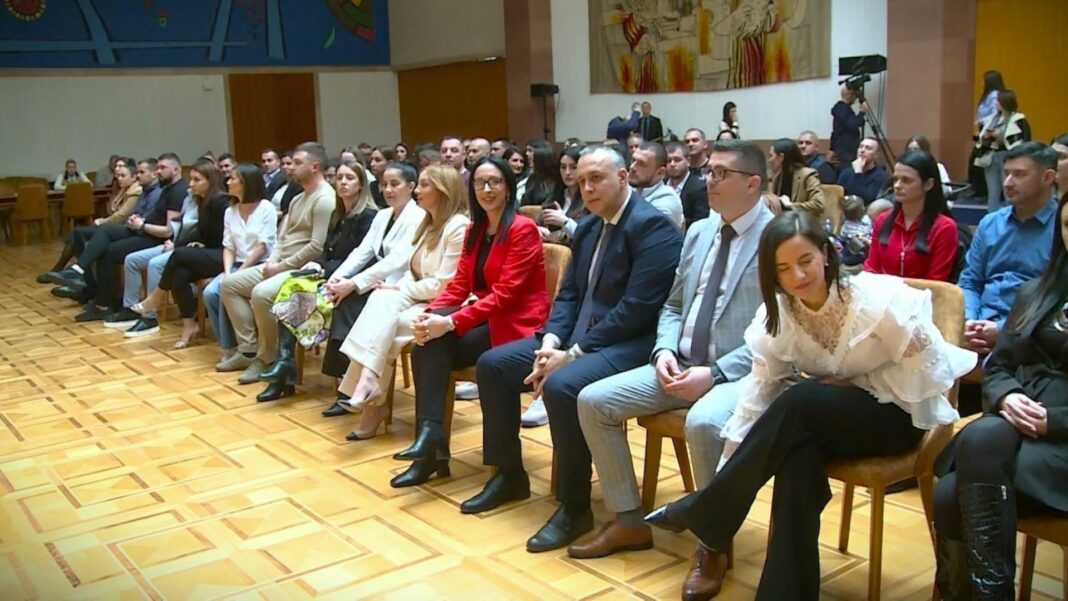 dodela resenja majkama 2