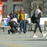 Plata dve trećine zaposlenih u Srbiji je između 470 i 900 evra, žene manje plaćene od muškaraca