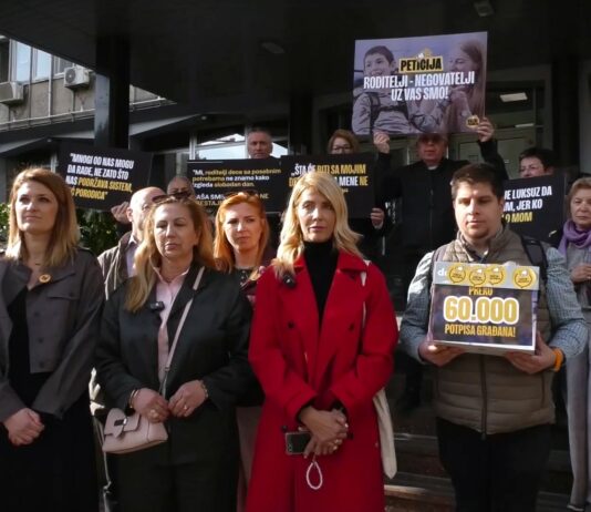 Kreni-Promeni podneo inicijativu sa 67.000 potpisa za usvajanje zakona roditelj-negovatelj