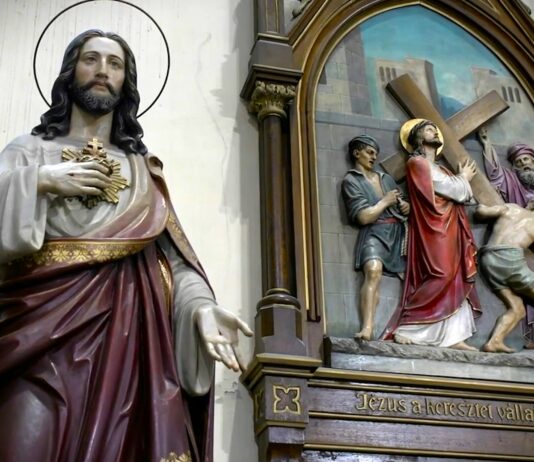 Danas je Veliki petak po Gregorijanskom kalendaru