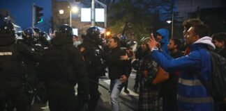 Akademski plenum: Upad policije u Rektorat je čin golog nasilja vlasti