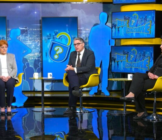 Danica Grujičić, Miodrag Gavrilović i Sonja Pernat – Bez razgovora i dogovora
