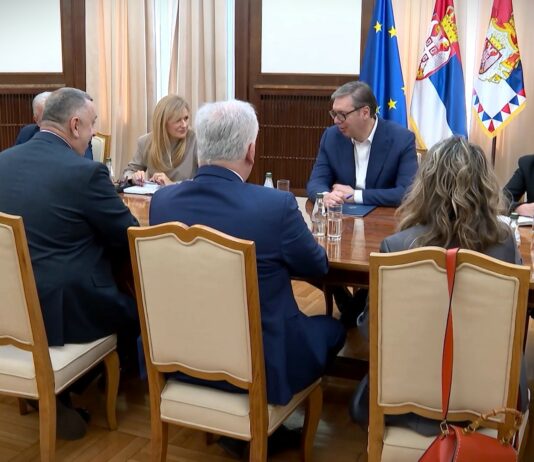 Vučić nastavio konsultacije sa strankama – U Predsedništvu PUPS i „Mi-Glas iz naroda“
